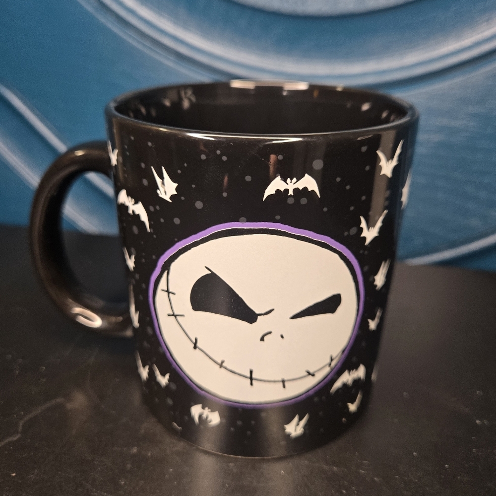 Tim Burtons The Nightmare before Christmas 18oz double sided ceramic coffee mug.